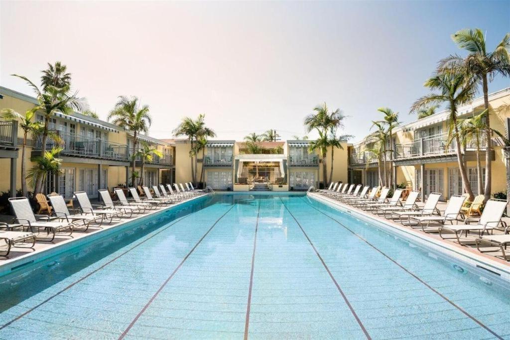The Lafayette Hotel, Swim Club & Hotel San Diego