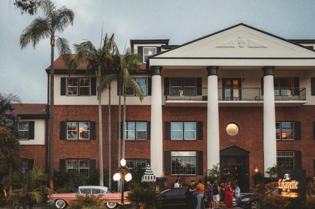 The Lafayette Hotel, Swim Club & San Diego