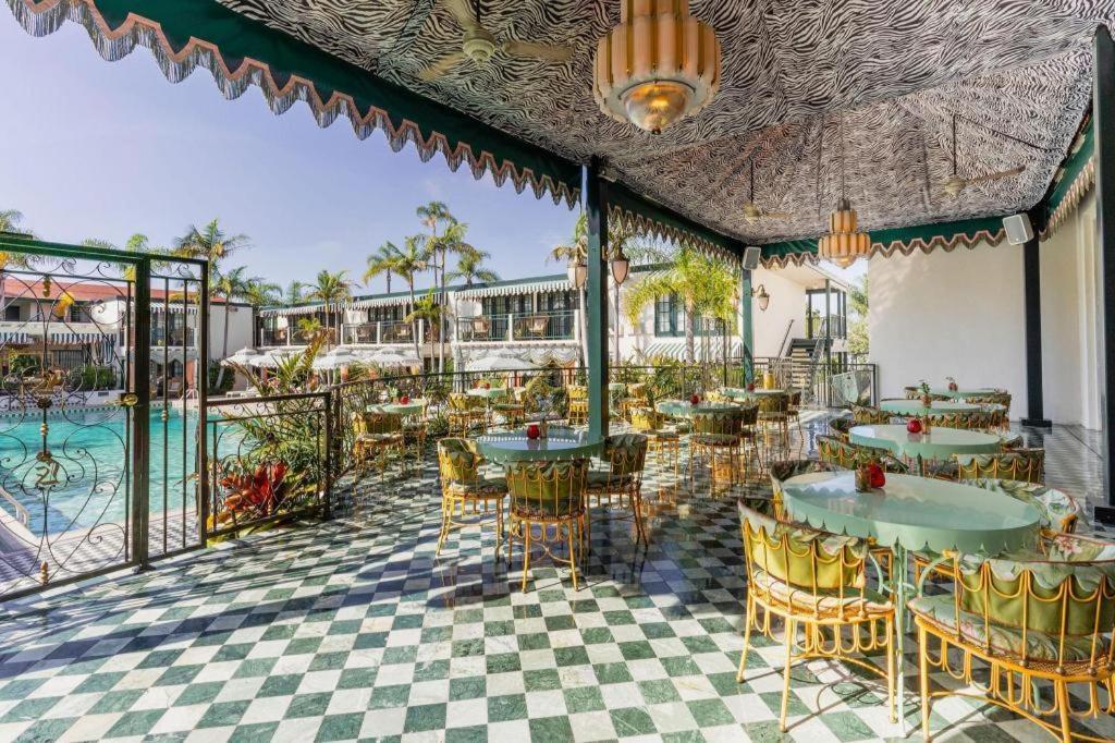 The Lafayette Hotel, Swim Club & 3* San Diego