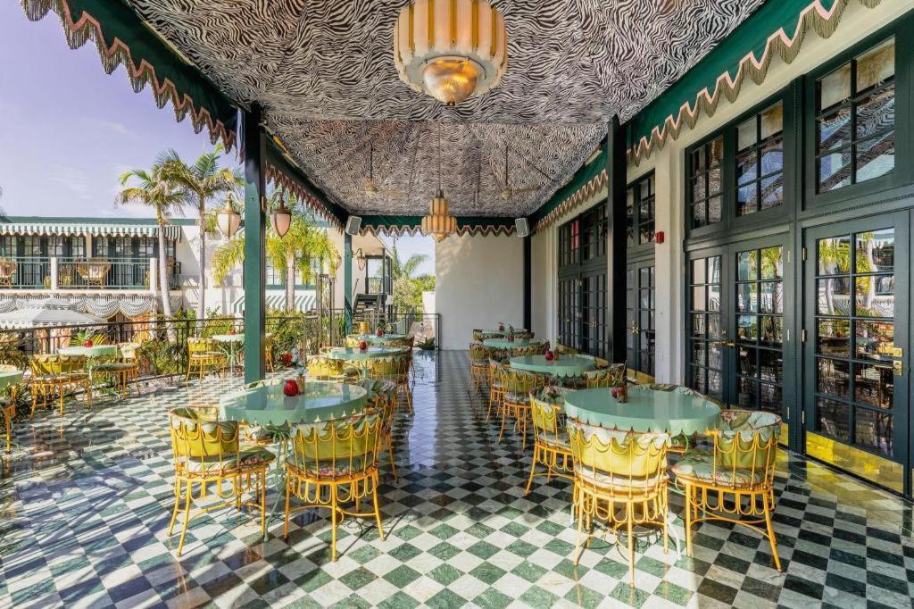 The Lafayette Hotel, Swim Club & Hotel 3*